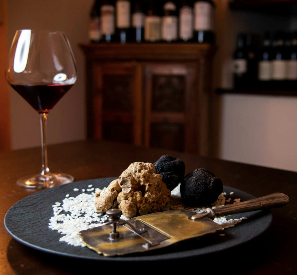 Itinerari gastronomici in Piemonte tra vino tradizione e paesaggi