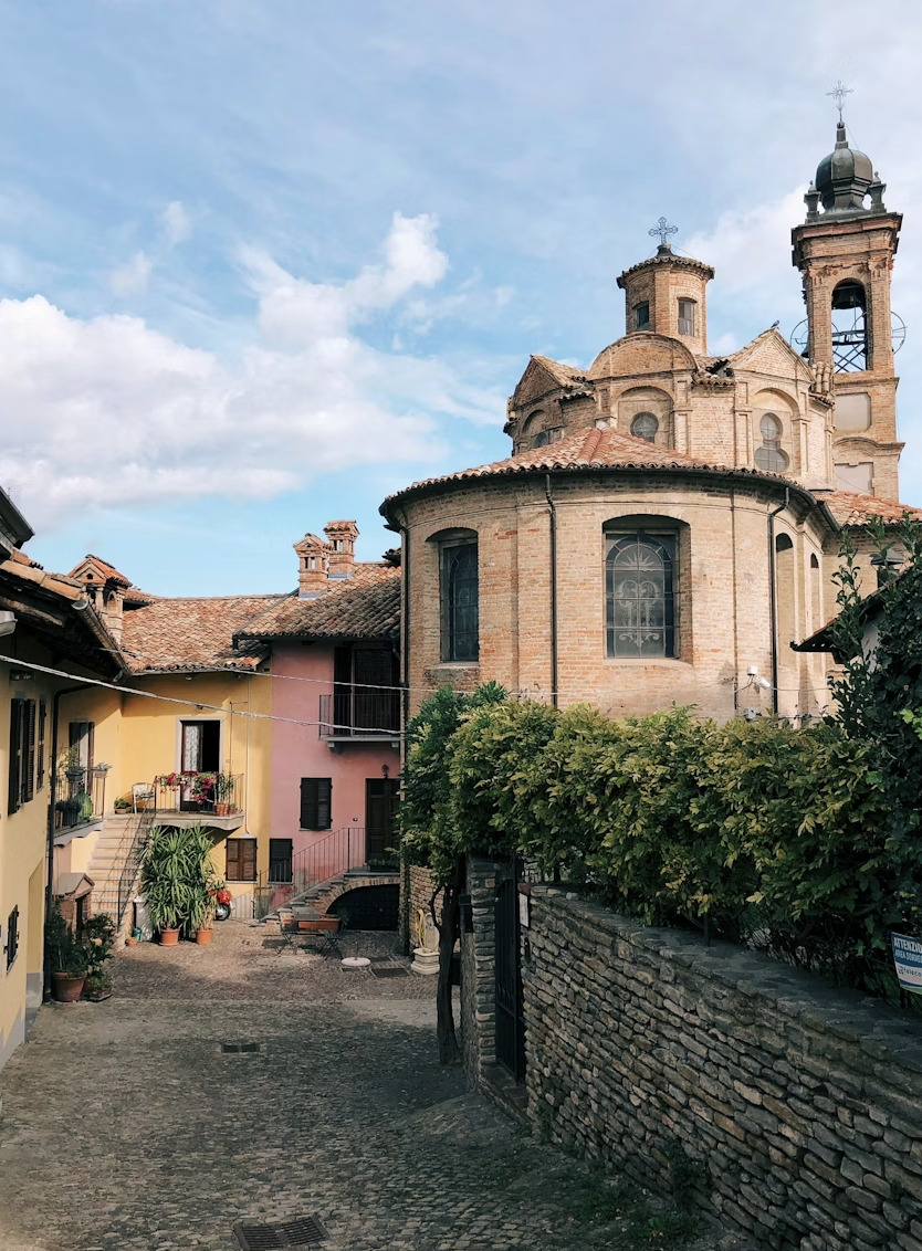 I Borghi delle Langhe Dove il Piemonte Sembra Ancora Intatto
